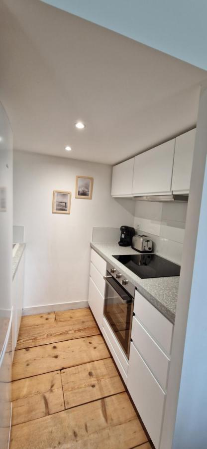 Appartement Dans Un Mas Provencal Renove Saint-Hilaire-d'Ozilhan Bagian luar foto