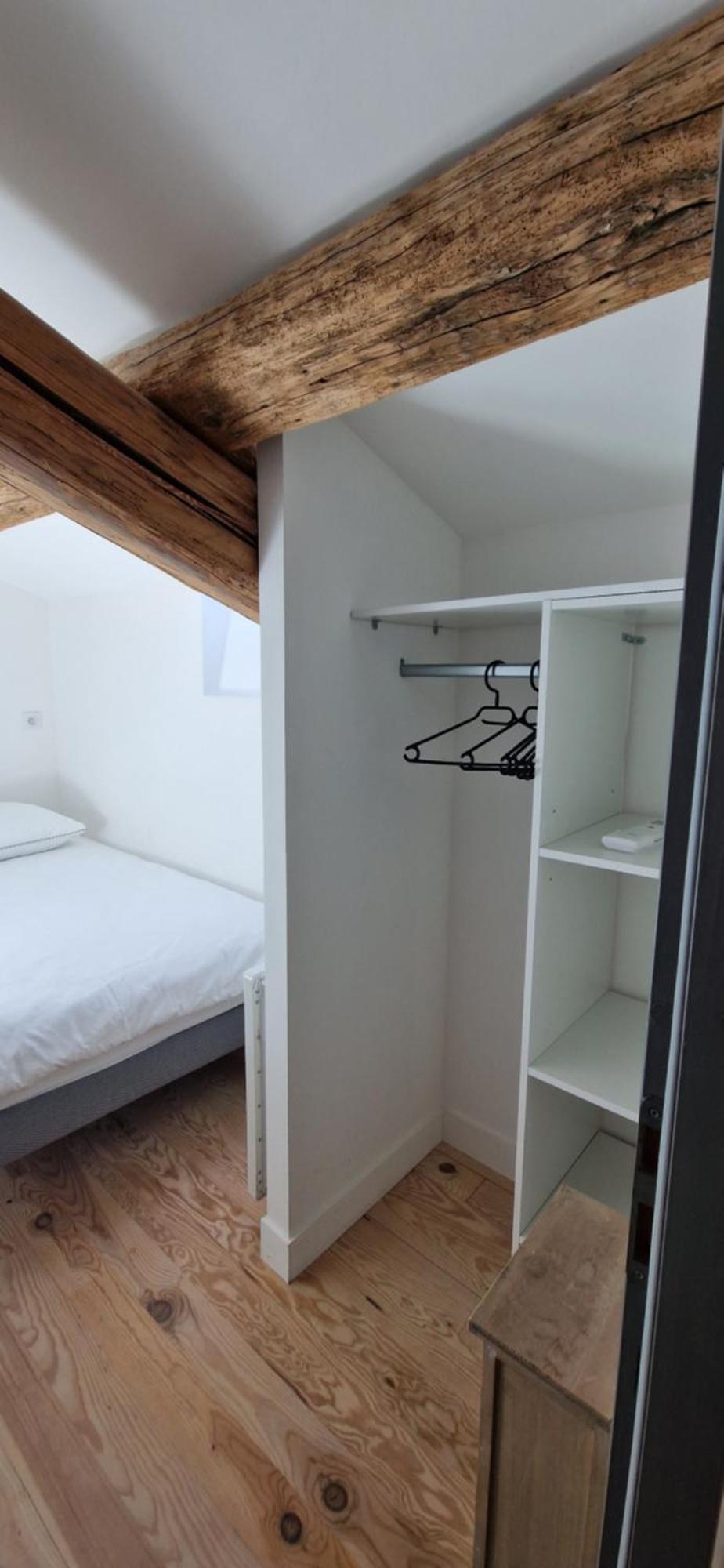 Appartement Dans Un Mas Provencal Renove Saint-Hilaire-d'Ozilhan Bagian luar foto